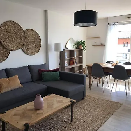 Charmant Appartement Ensoleille-Terrasse - Parking Gratuit - Isle Sur La Sorgue LʼIsle-sur-la-Sorgue Extérieur photo