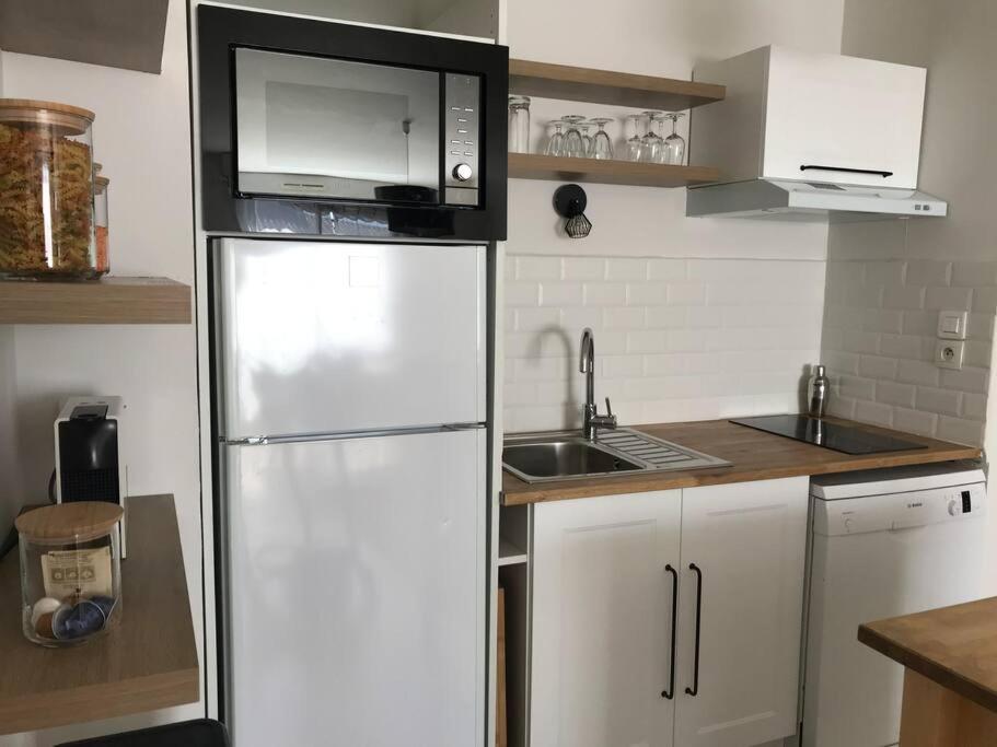 Ensoleille-terrasse - Parking Gratuit - Isle Sur La Sorgue *
